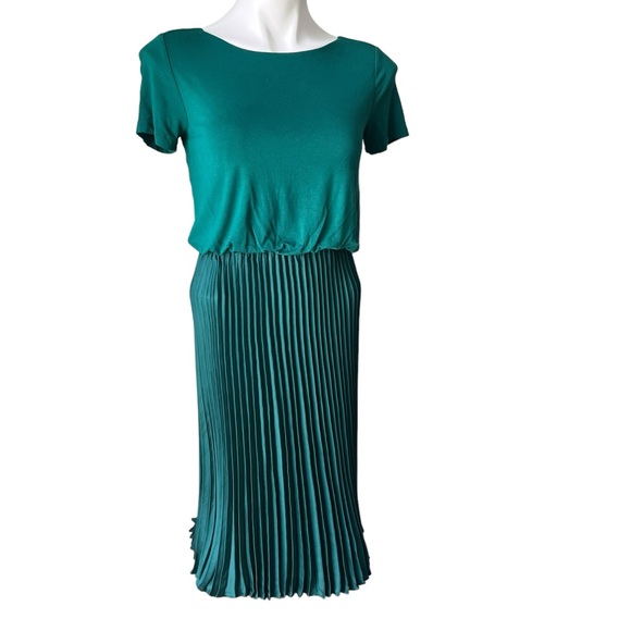 Loft Mixed Media Pleated Dress, Sz 2P - Picture 4 of 13